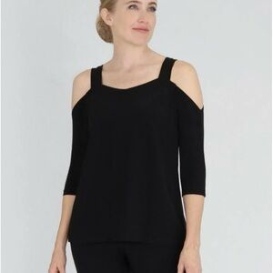 Sympli Elegant Black Top